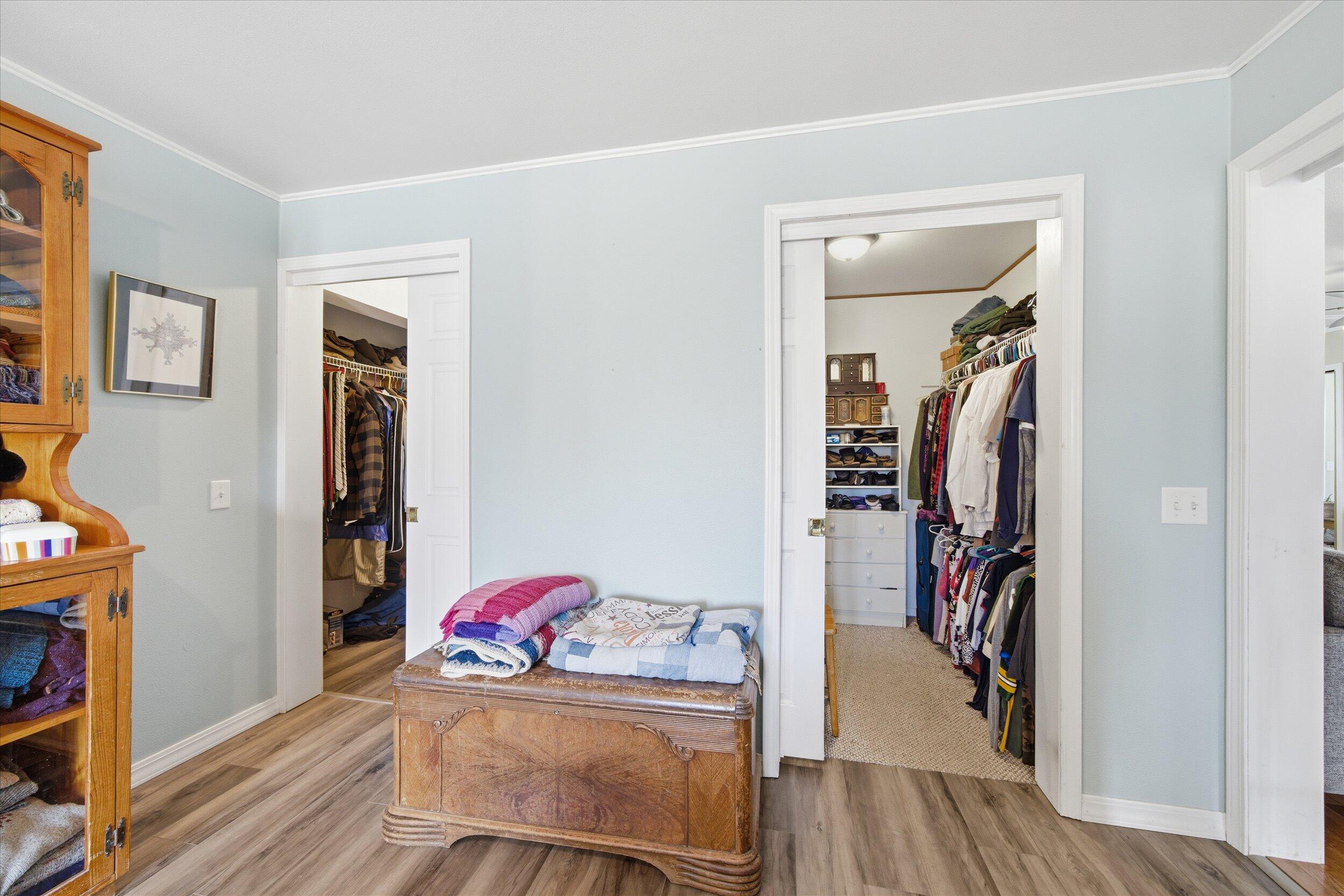 1679 Old Bridge Road Auburn, WI 53010 - Photo 22 of 52 Primary walk in closets