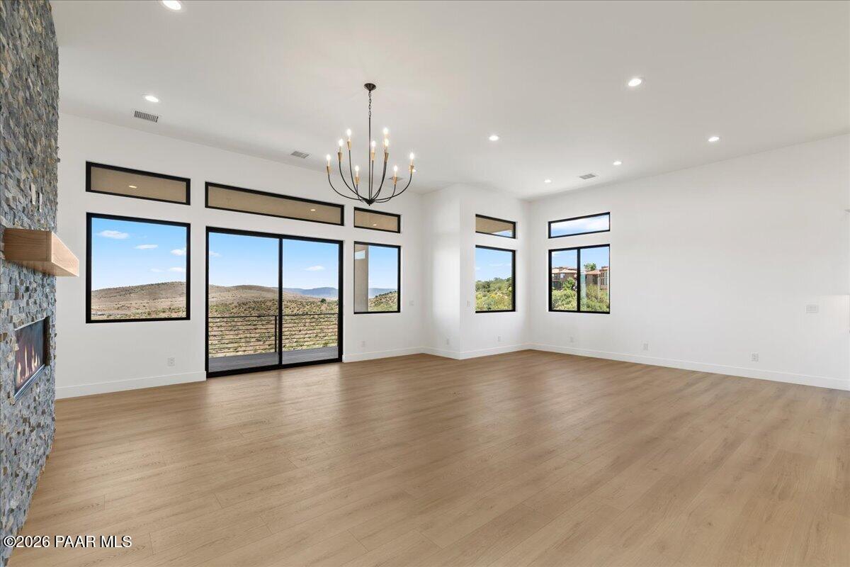 3250 Bar-Circle-A Road Prescott, AZ 86301 - Photo 11 of 48 Living Room - 3250 Bar-Circle-A Rd