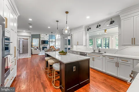 $1,529,999 | 15042 Medinah Court, Haymarket, VA 20169