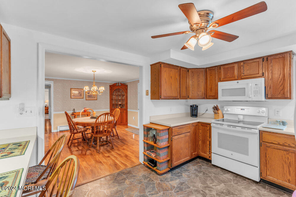 36 Vanderveer Road Freehold, NJ 07728 - Photo 18 of 52 019_dsc00246_28