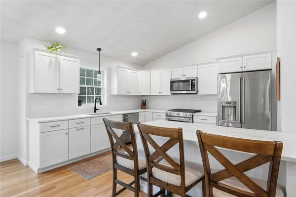 $695,000 | 380 Ledge Road, Coventry, RI 02816