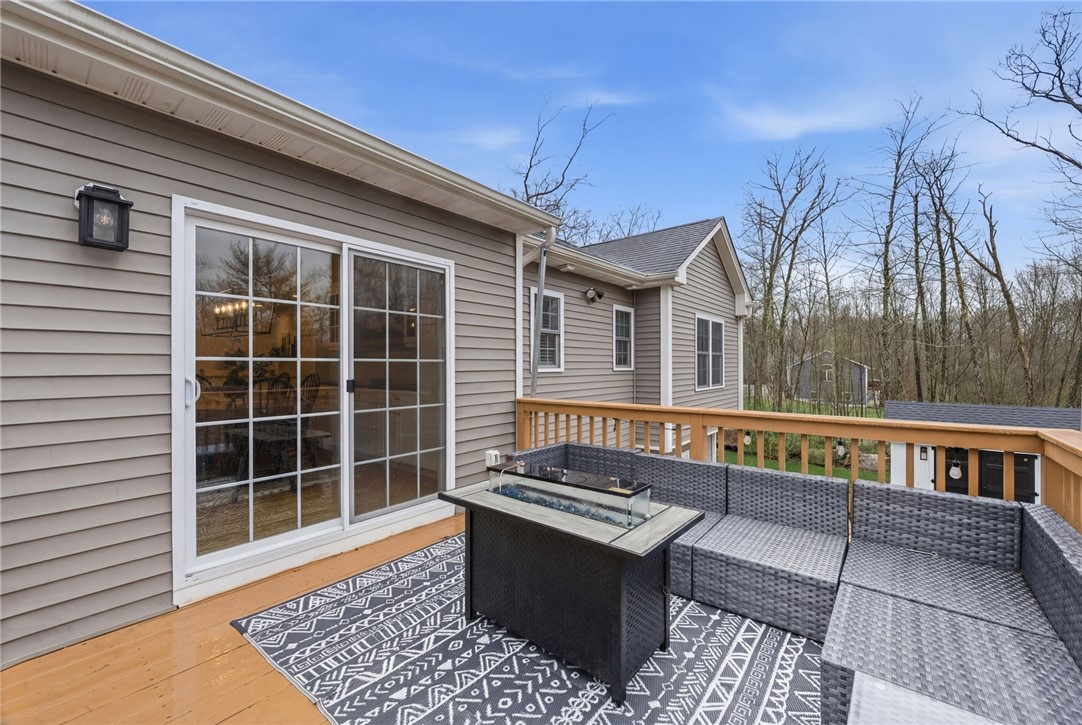 380 Ledge Road Coventry, RI 02816 - Photo 18 of 42