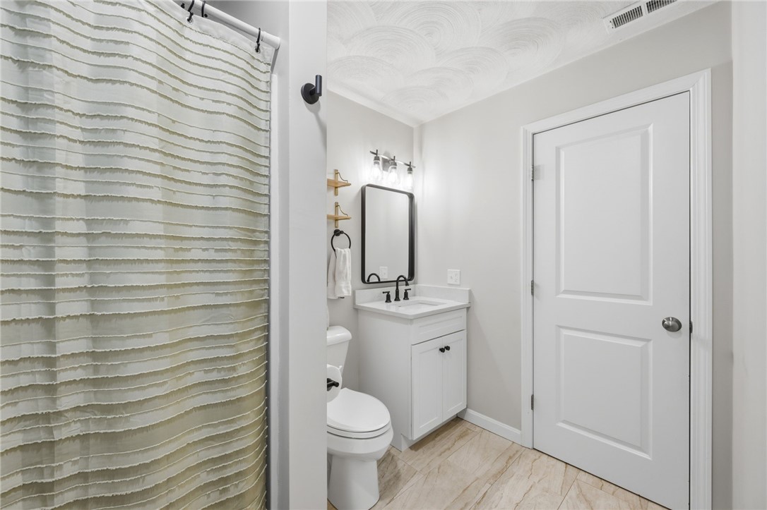 380 Ledge Road Coventry, RI 02816 - Photo 21 of 42