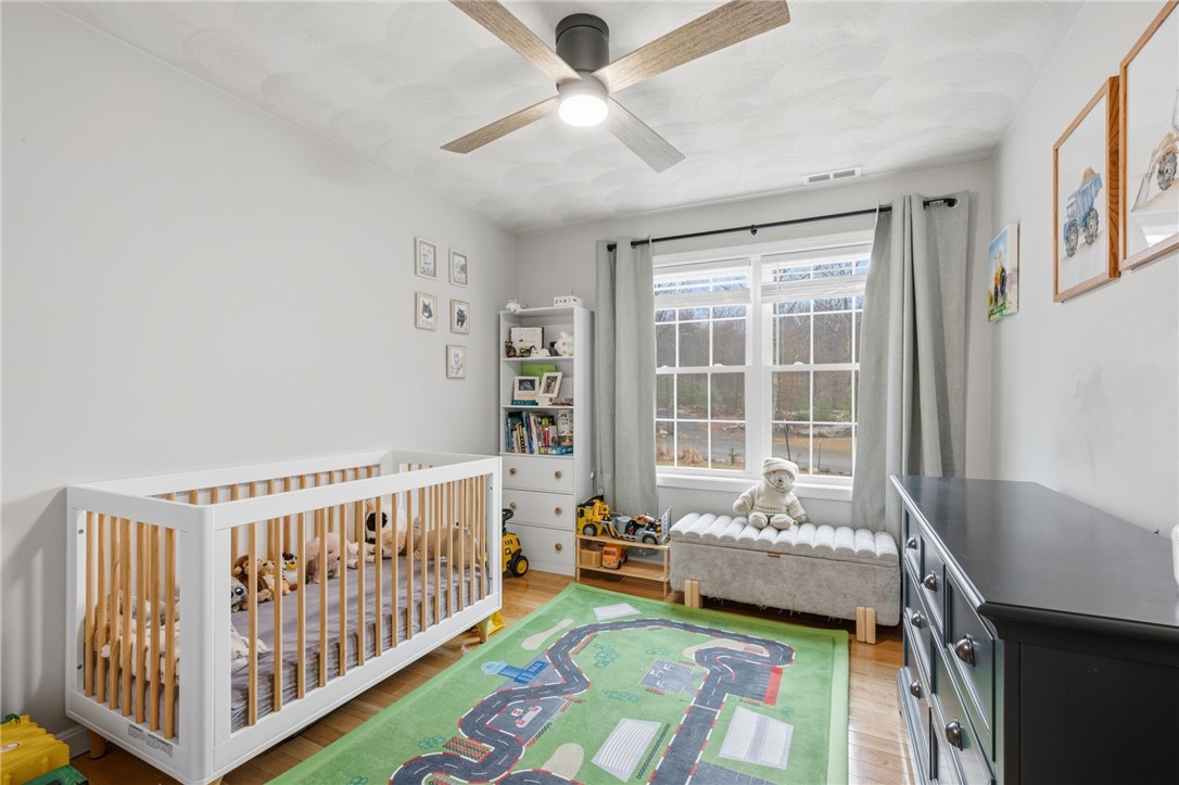 380 Ledge Road Coventry, RI 02816 - Photo 24 of 42