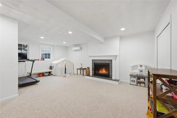$695,000 | 380 Ledge Road, Coventry, RI 02816