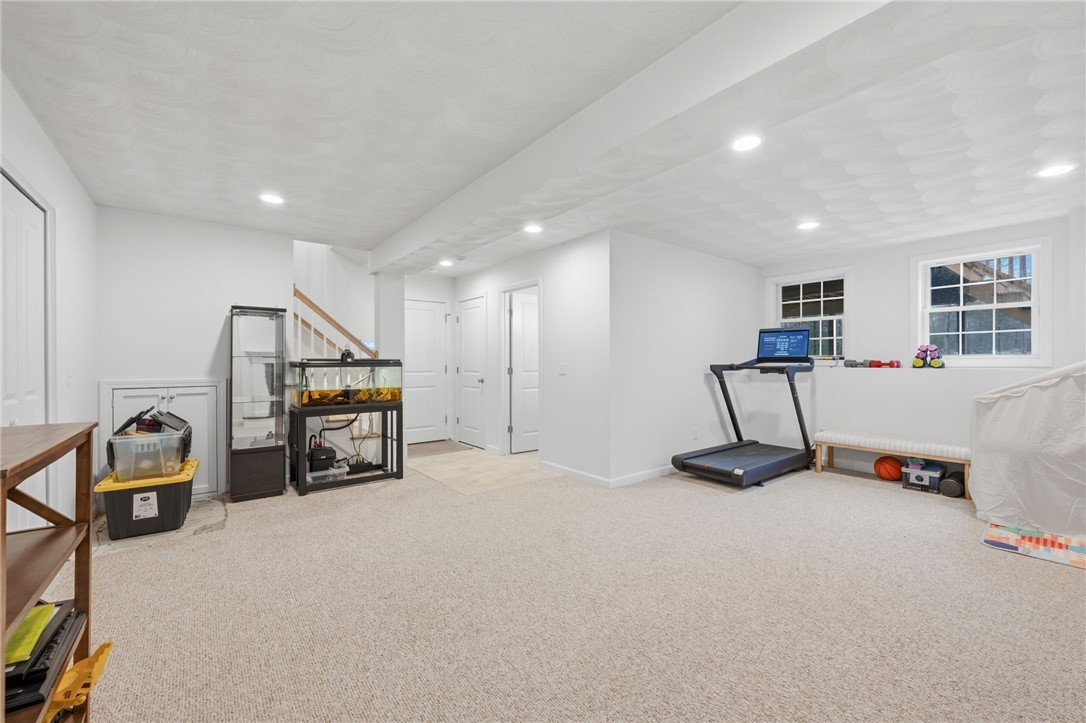 380 Ledge Road Coventry, RI 02816 - Photo 31 of 42