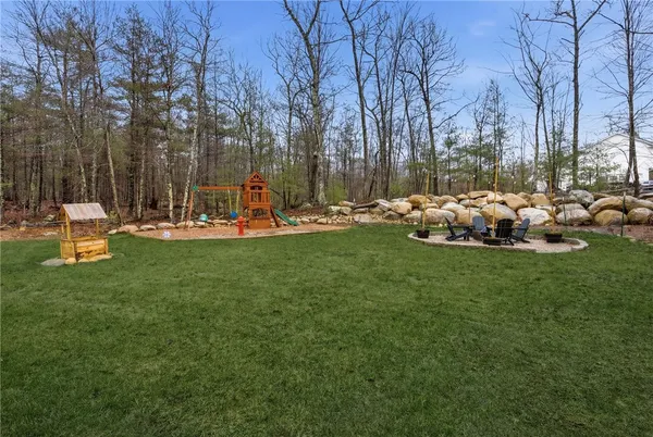 $695,000 | 380 Ledge Road, Coventry, RI 02816
