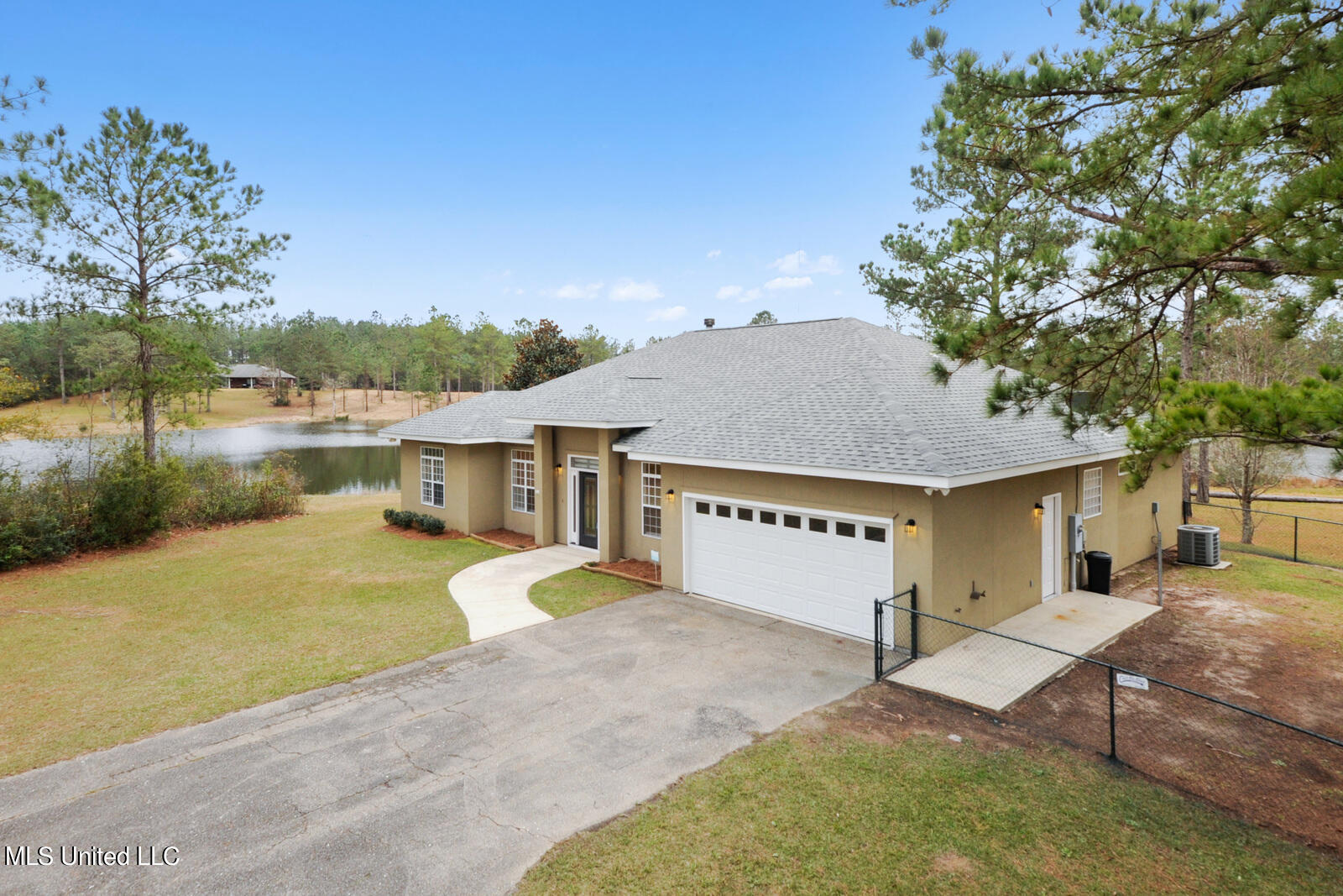 678 Beaver Dam Road Perkinston, MS 39573 - Photo 5 of 24 003_1600x1067_mls (24)