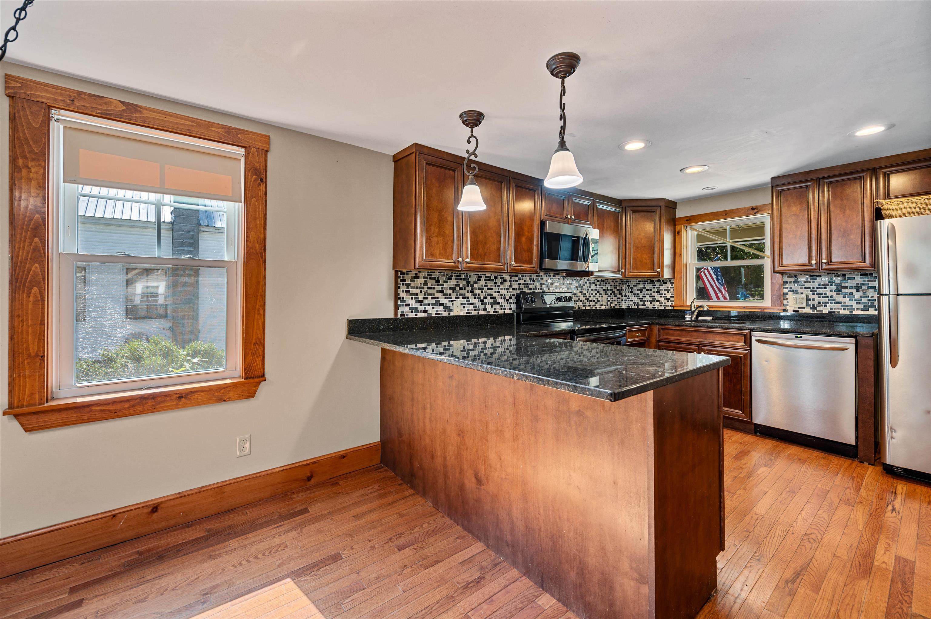 135 Cross Street Northfield, VT 05663 - Photo 27 of 60