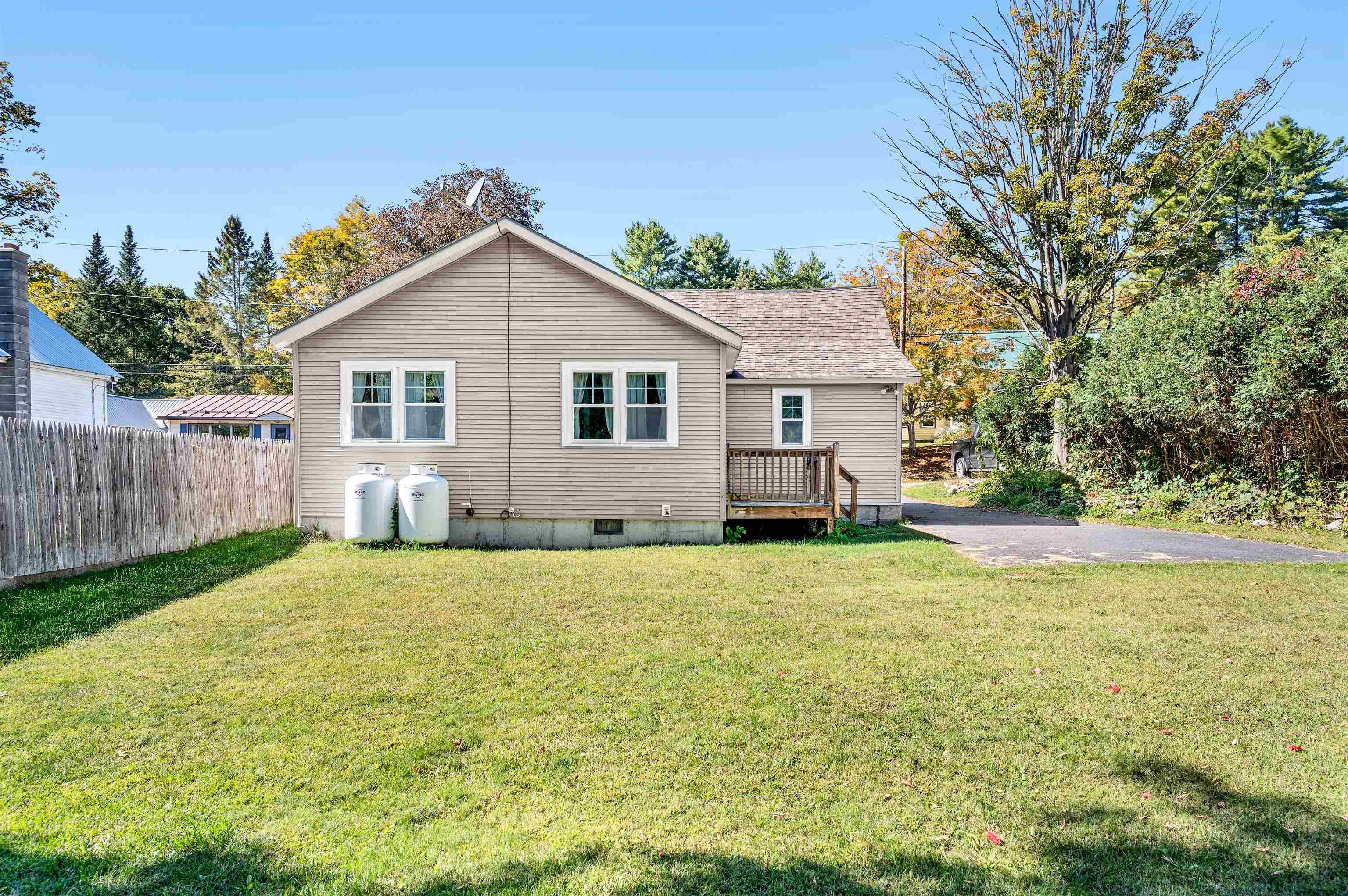 135 Cross Street Northfield, VT 05663 - Photo 6 of 60