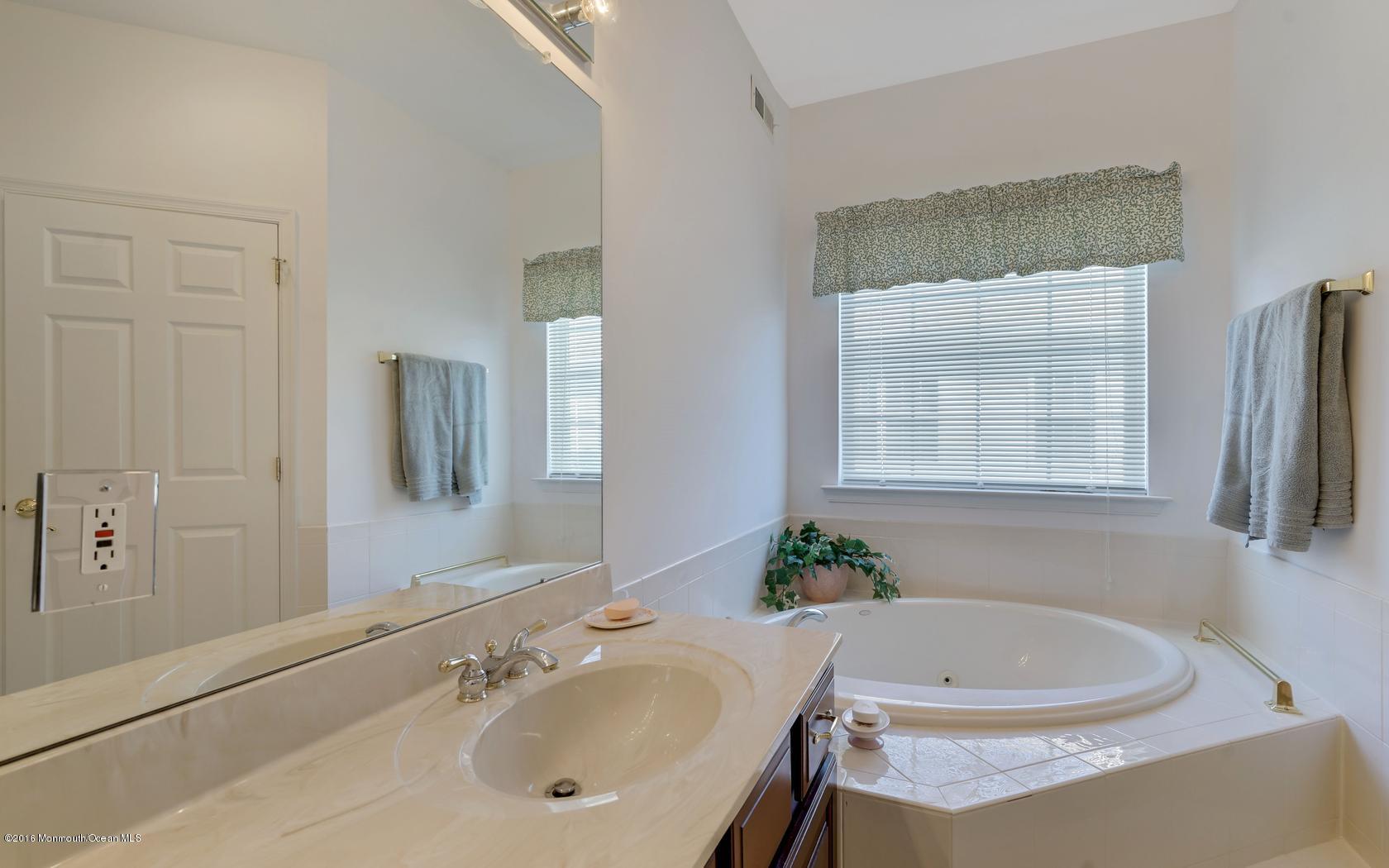 40 Eleanor Road Manchester Township, NJ 08759 - Photo 19 of 31 40 ELEANOR ROAD