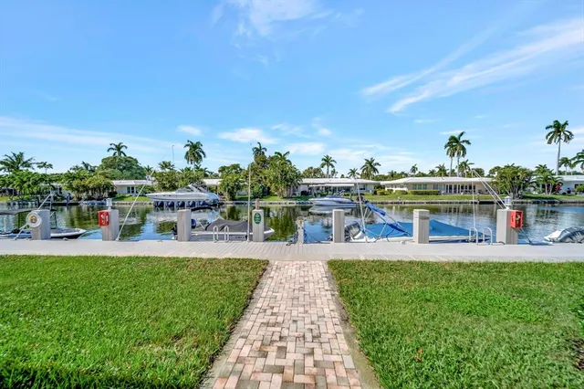 $2,300 | 1461 South Ocean Boulevard, Unit 110, Lauderdale-by-the-Sea, FL 33062