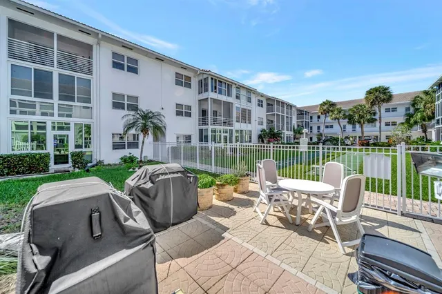 $2,300 | 1461 South Ocean Boulevard, Unit 110, Lauderdale-by-the-Sea, FL 33062