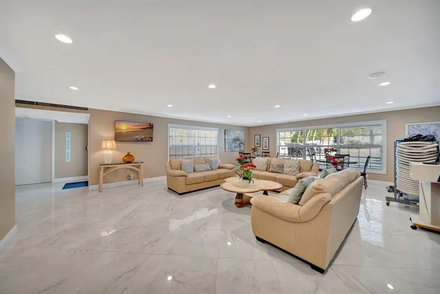 $2,300 | 1461 South Ocean Boulevard, Unit 110, Lauderdale-by-the-Sea, FL 33062