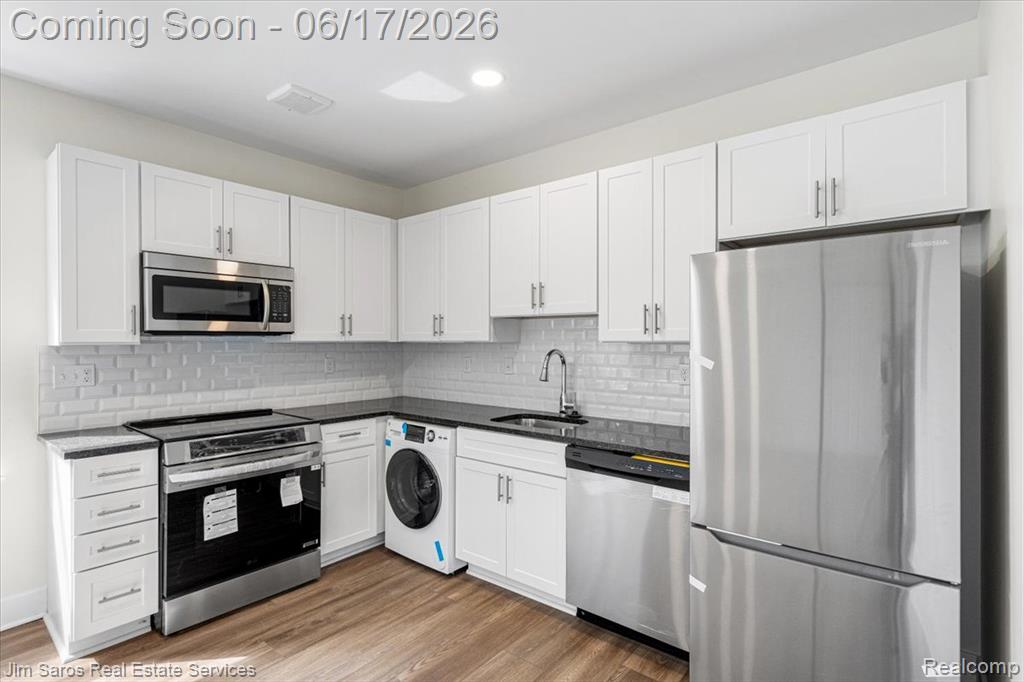 4735 Rohns Street, Unit 4A Detroit, MI 48214 - Photo 6 of 15