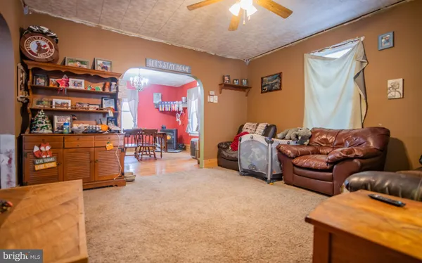 $180,000 | 1043 Charles Street, Jersey Shore, PA 17740