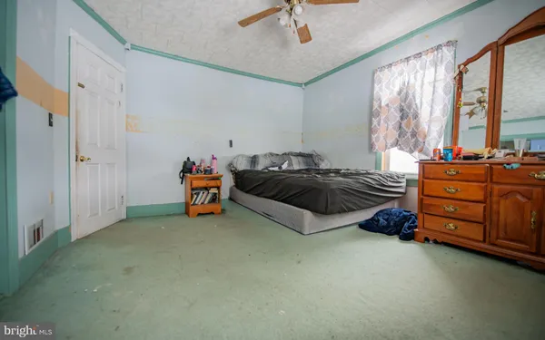 $180,000 | 1043 Charles Street, Jersey Shore, PA 17740