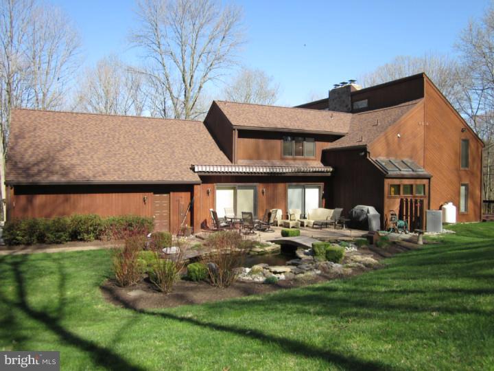 552 Chandler Mill Road Avondale, PA 19311 - Photo 3 of 25 Exterior Back