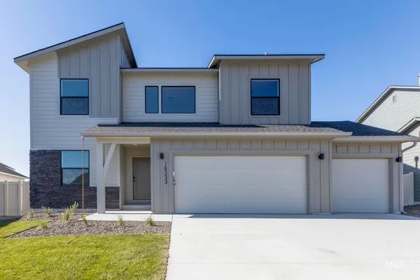 $599,990 | 1266 West Pack River Drive, Meridian, ID 83642