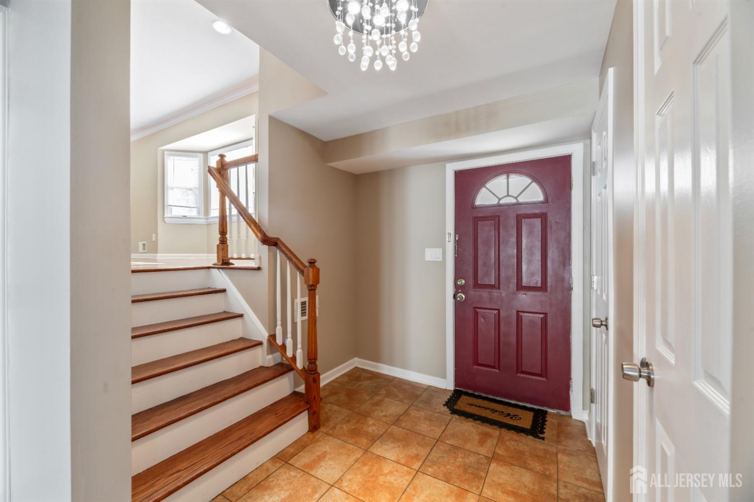 17 Sulliman Road Edison, NJ 08817 - Photo 11 of 35