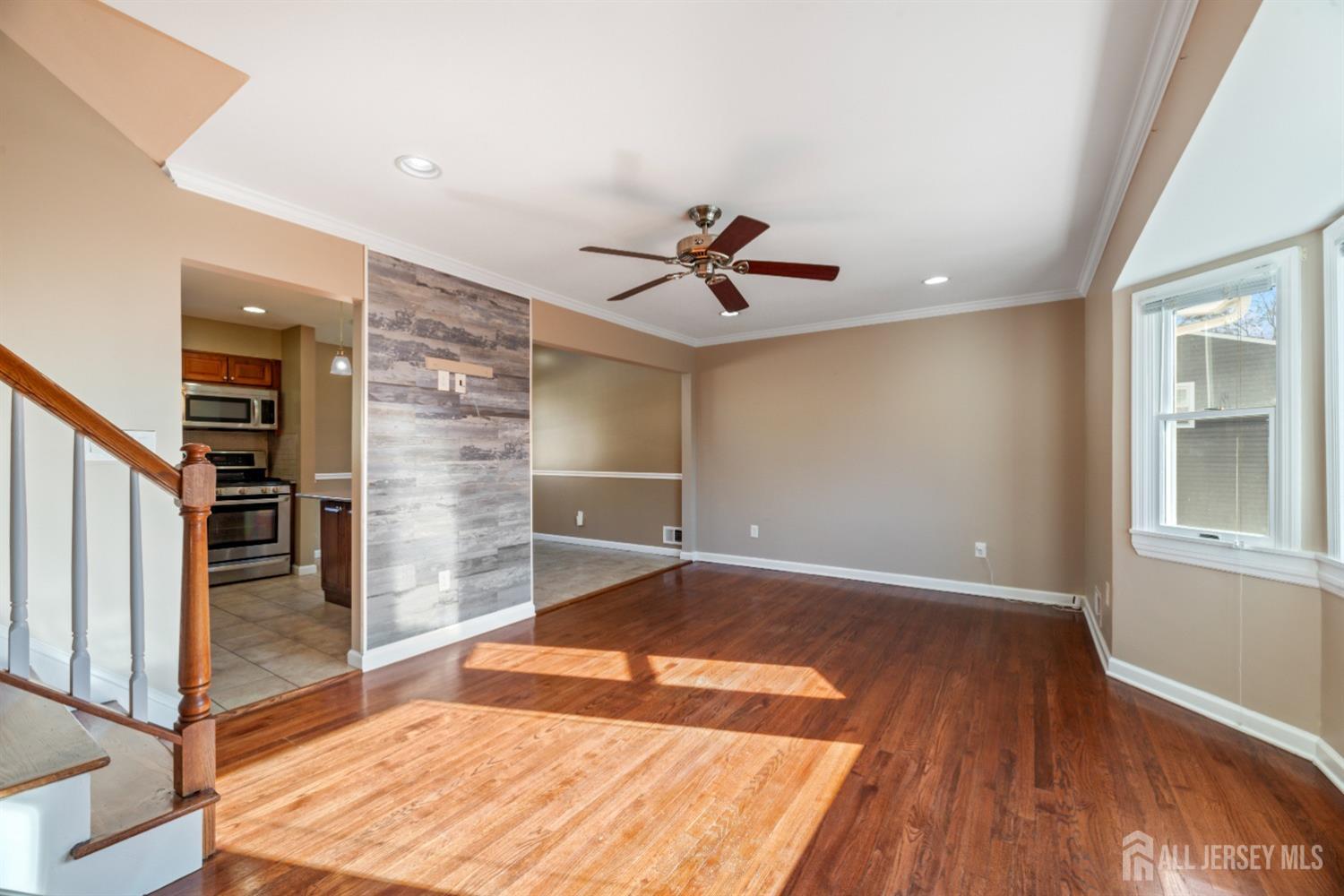 17 Sulliman Road Edison, NJ 08817 - Photo 3 of 35