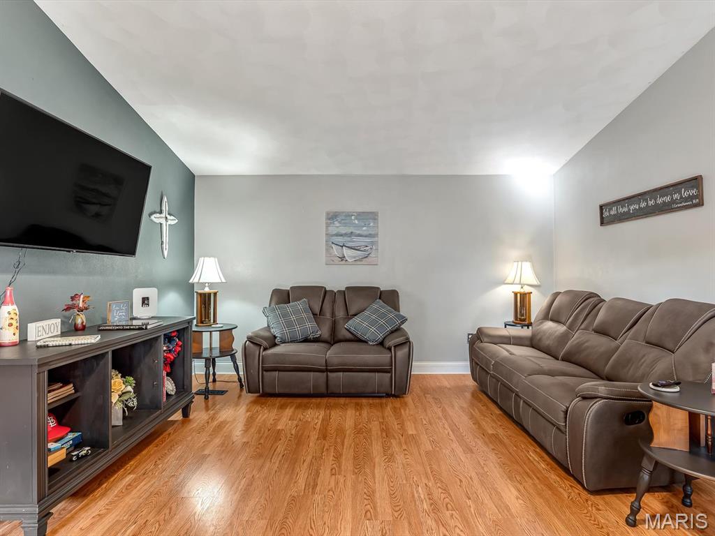 403 South Moore Street Waterloo, IL 62298 - Photo 7 of 18 Gallery Image 7