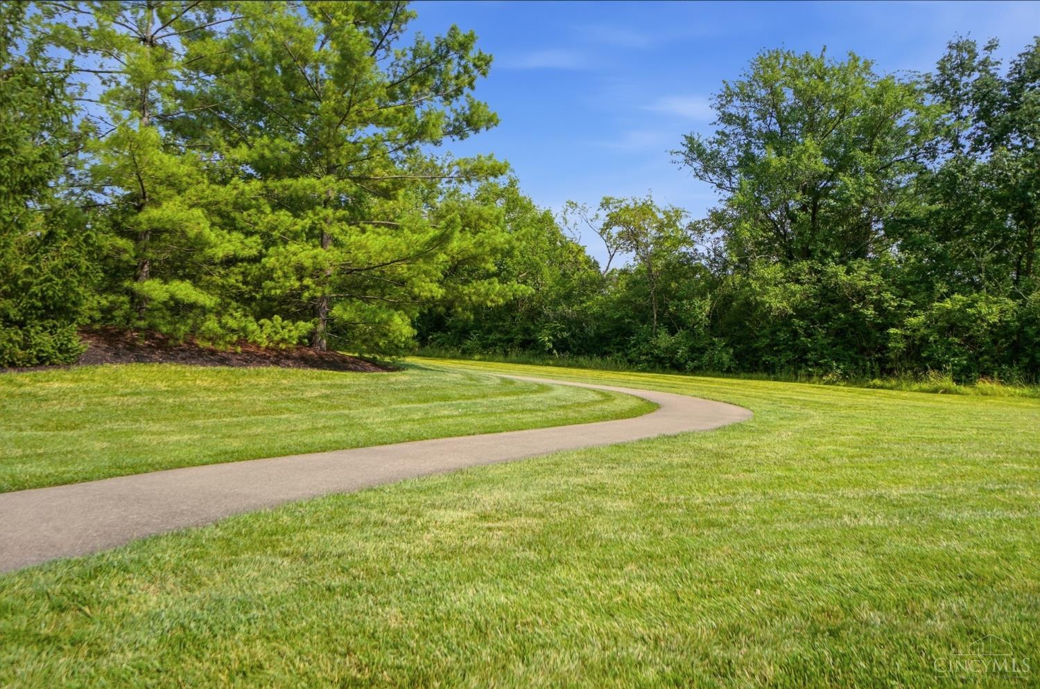 2716 Renaissance Boulevard Middletown, OH 45005 - Photo 53 of 59
