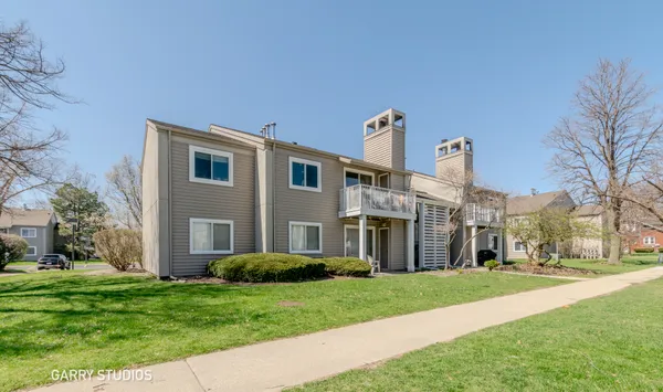 $249,896 | 46 North Park Avenue, Unit 7, Lombard, IL 60148