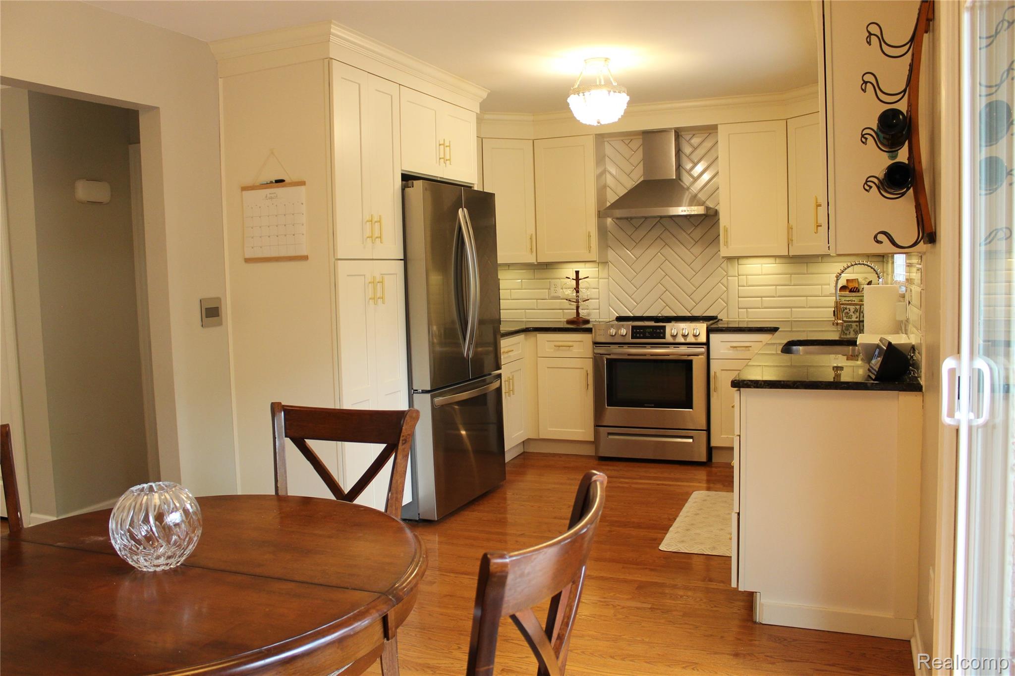 2310 Norton Road Rochester, MI 48307 - Photo 15 of 45 22 Kitchen.JPG