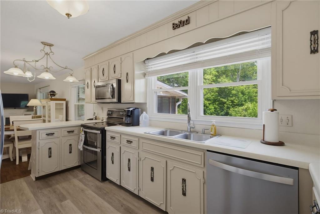 261 Westerly Park Road Eden, NC 27288 - Photo 12 of 45