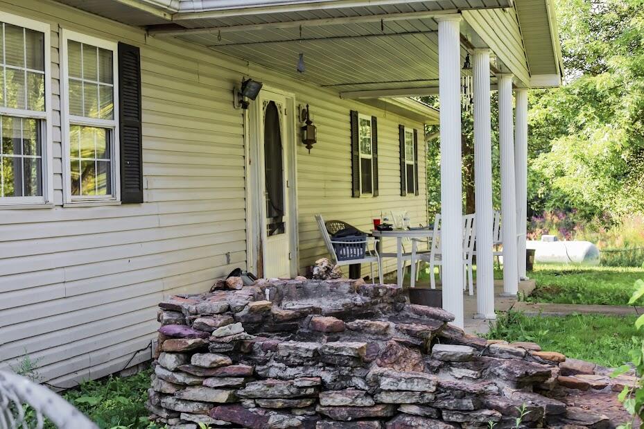 6033 Red Hill Road Livingston, KY 40445 - Photo 4 of 43 IMG_9959
