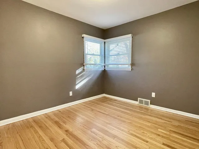 $3,500 | 17620 8th Avenue North, Plymouth, MN 55447