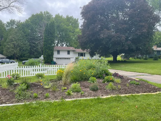 $3,500 | 17620 8th Avenue North, Plymouth, MN 55447