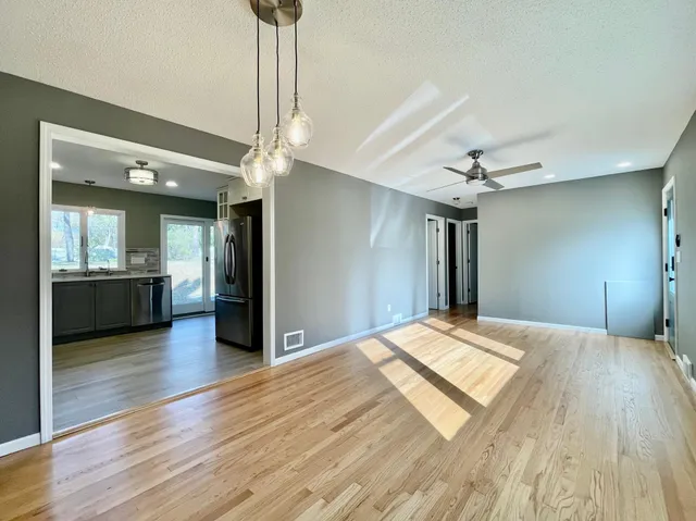 $3,500 | 17620 8th Avenue North, Plymouth, MN 55447