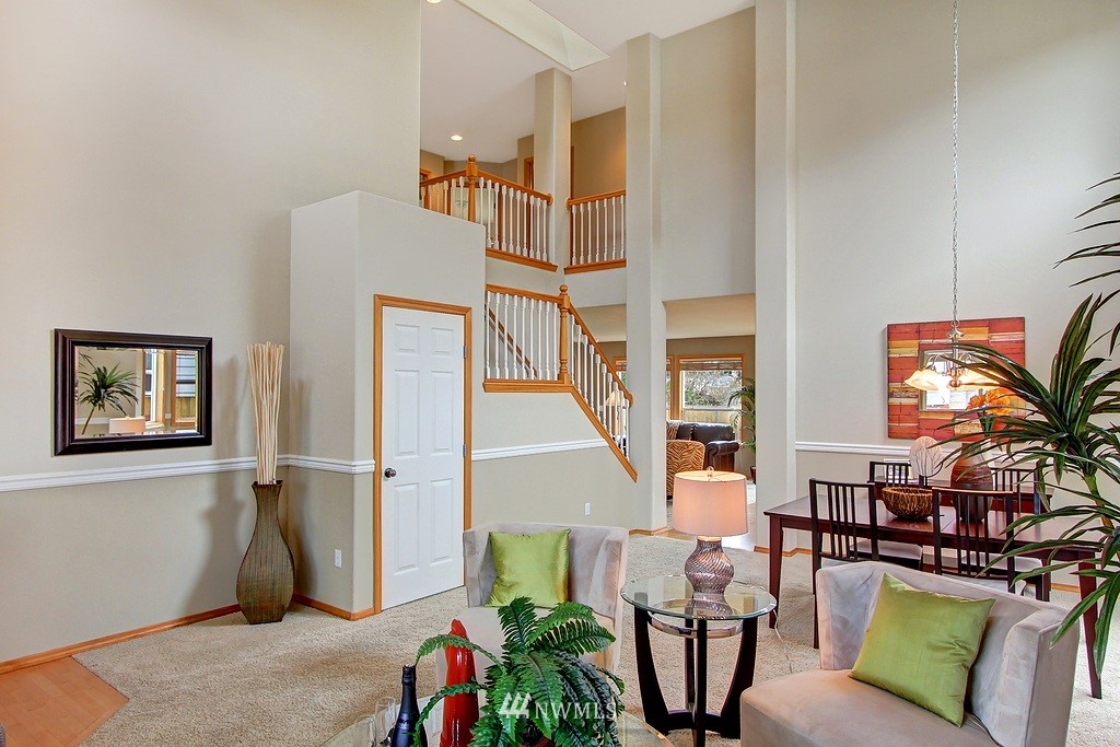 2001 Queen Avenue Northeast Renton, WA 98056 - Photo 5 of 15