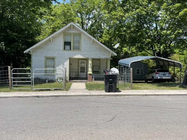 $199,900 | 1118 Georgia Avenue, Athens, TN 37303