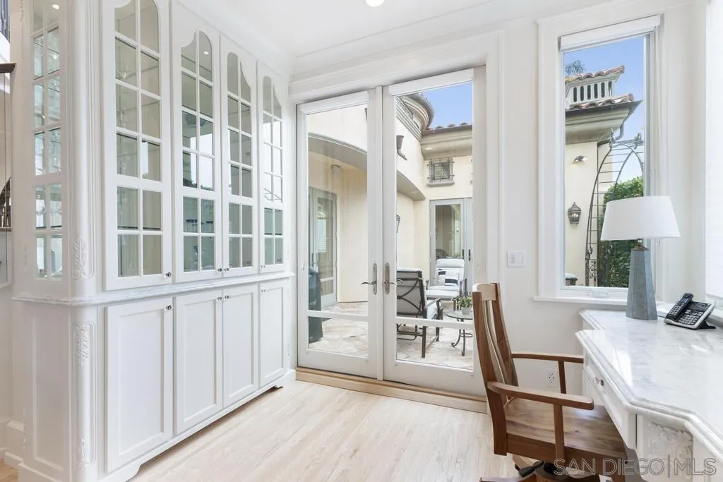 7971 Prospect Place La Jolla, CA 92037 - Photo 13 of 36 a view of a livingroom with furniture and hardwood floor