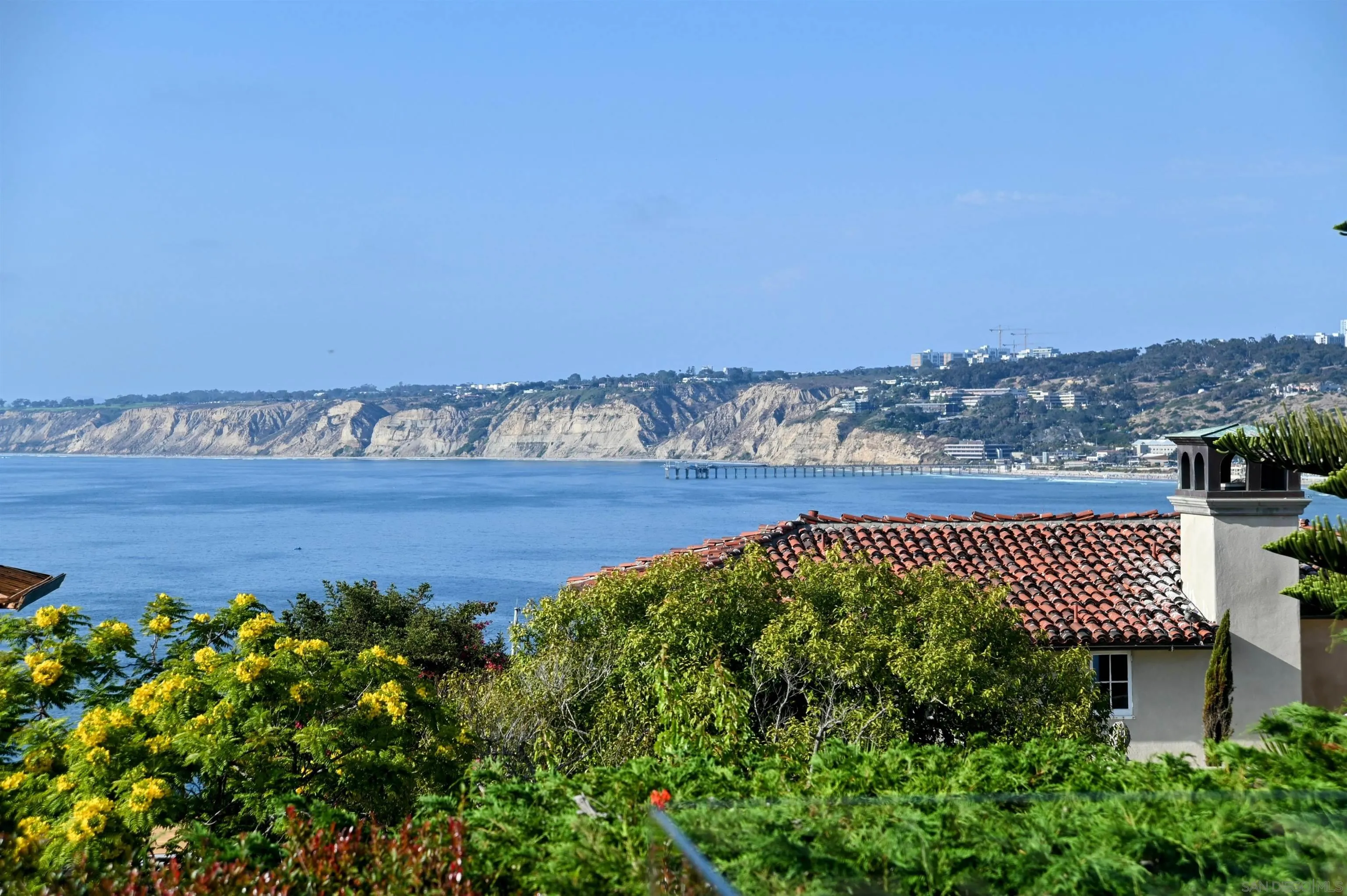 7971 Prospect Place La Jolla, CA 92037 - Photo 2 of 36