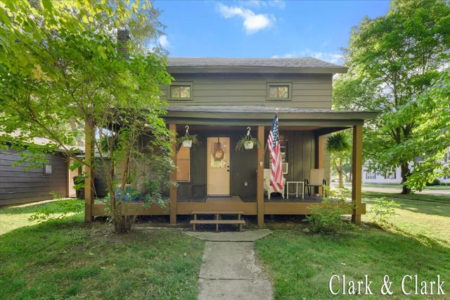 $244,900 | 536 East Bond Street, Hastings, MI 49058