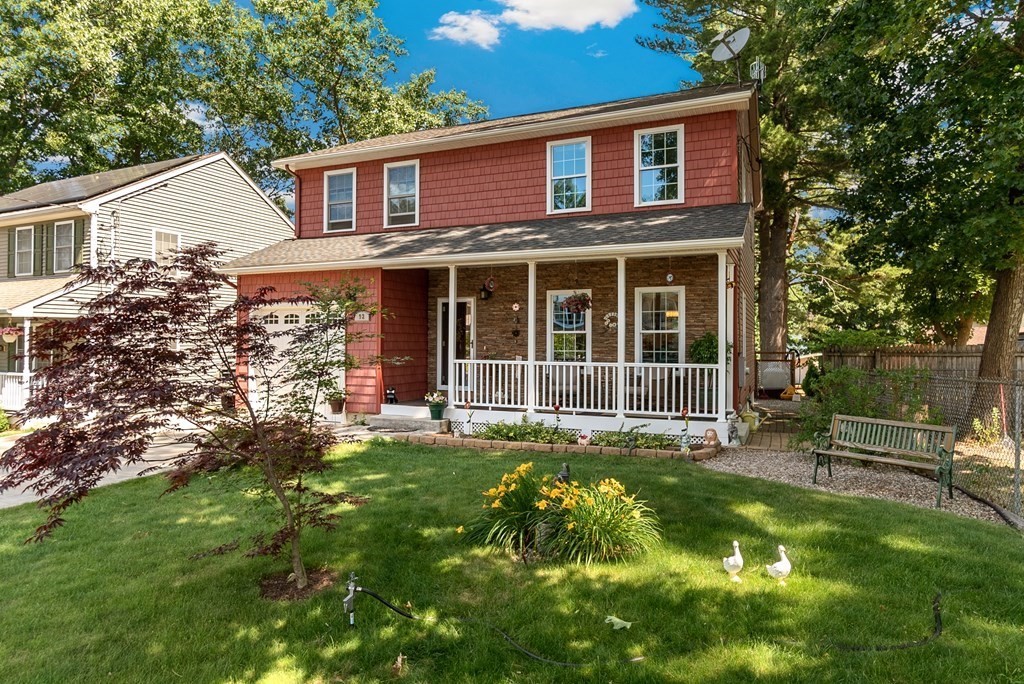 92 Briggs Street Springfield, MA 01151 - Photo 3 of 32