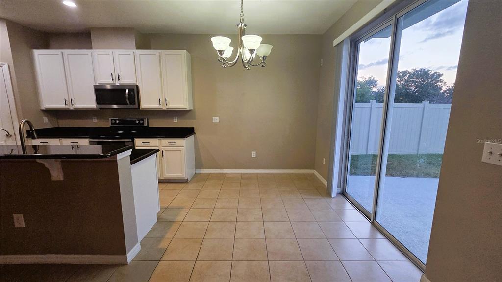 10279 Newminster Loop Ruskin, FL 33573 - Photo 8 of 30