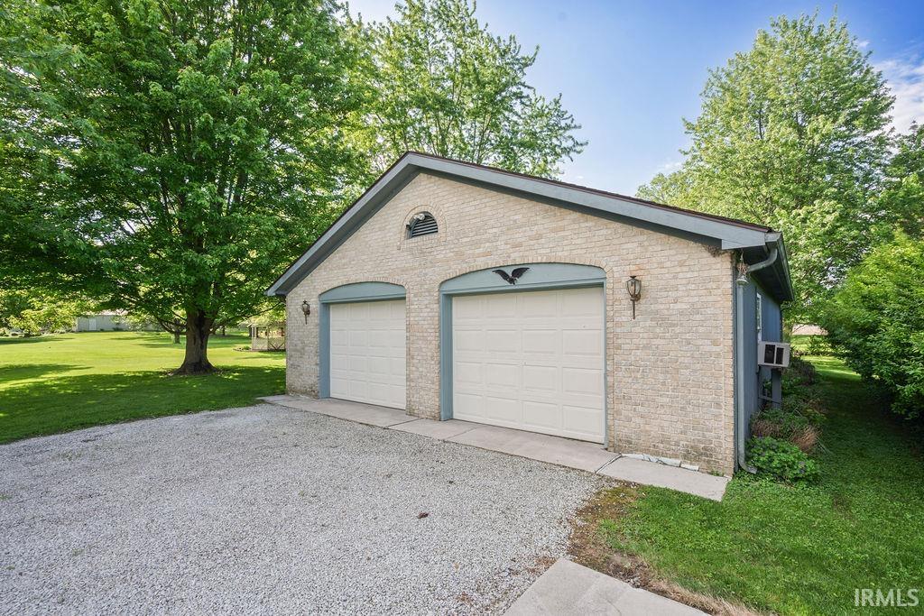 1597 West Division Road Tipton, IN 46072 - Photo 5 of 26