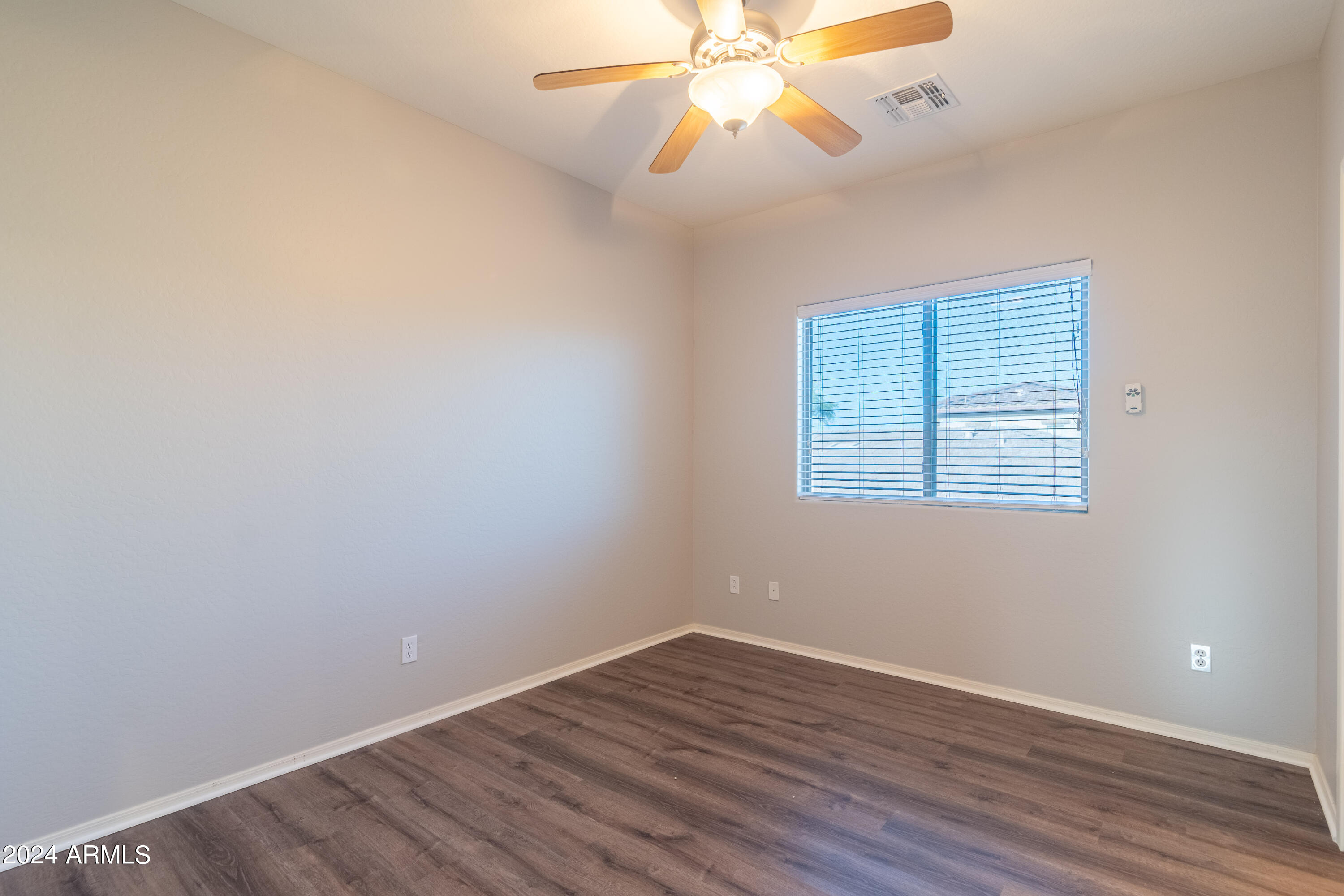 5422 West Harwell Road Laveen, AZ 85339 - Photo 23 of 45 HLP-19