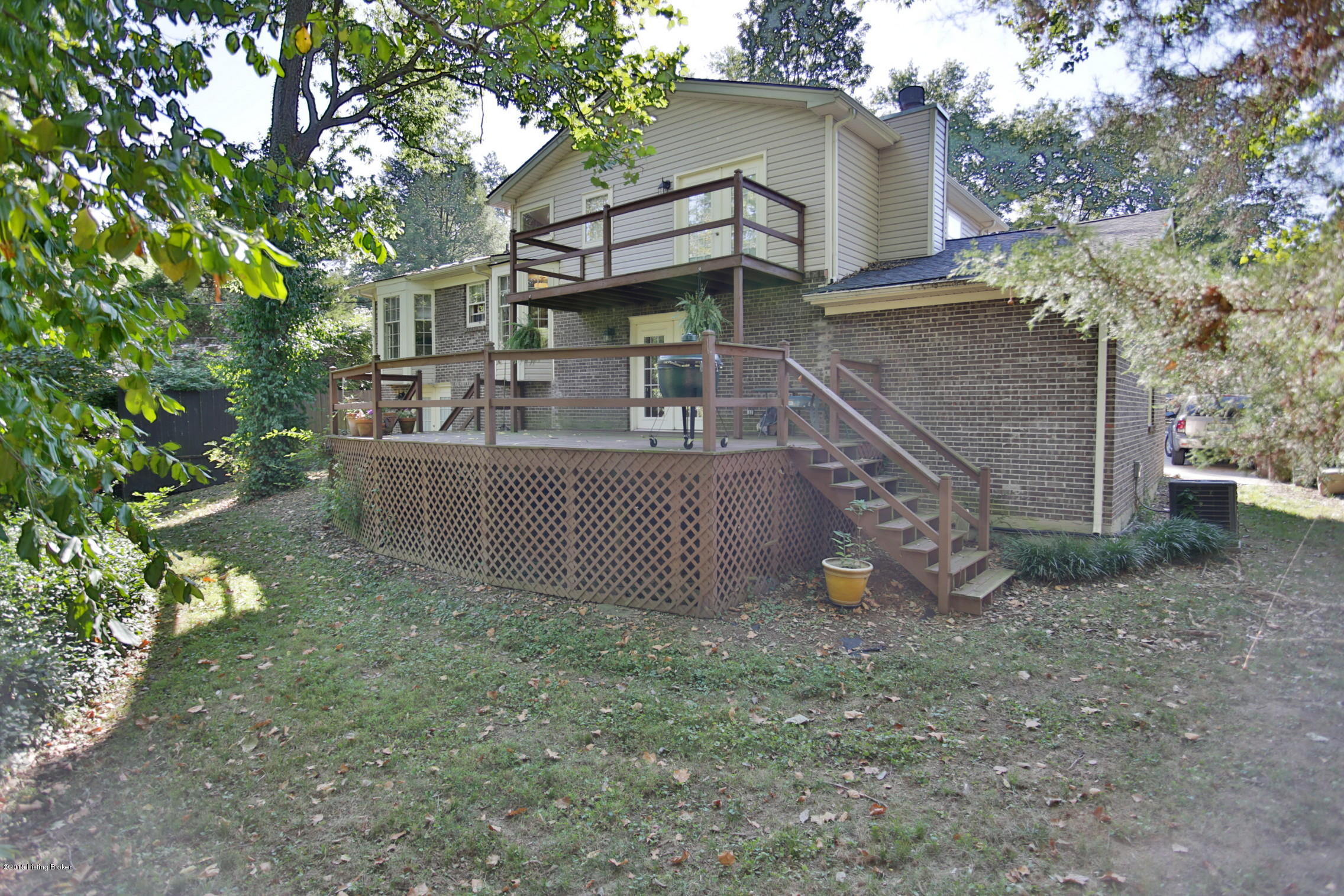 8811 Perry Road Lyndon, KY 40222 - Photo 10 of 39 9
