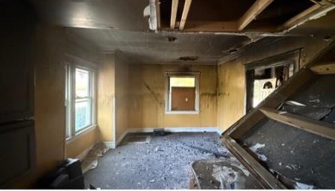 600 Pierce Street Gary, IN 46402 - Photo 8 of 10 1121x640