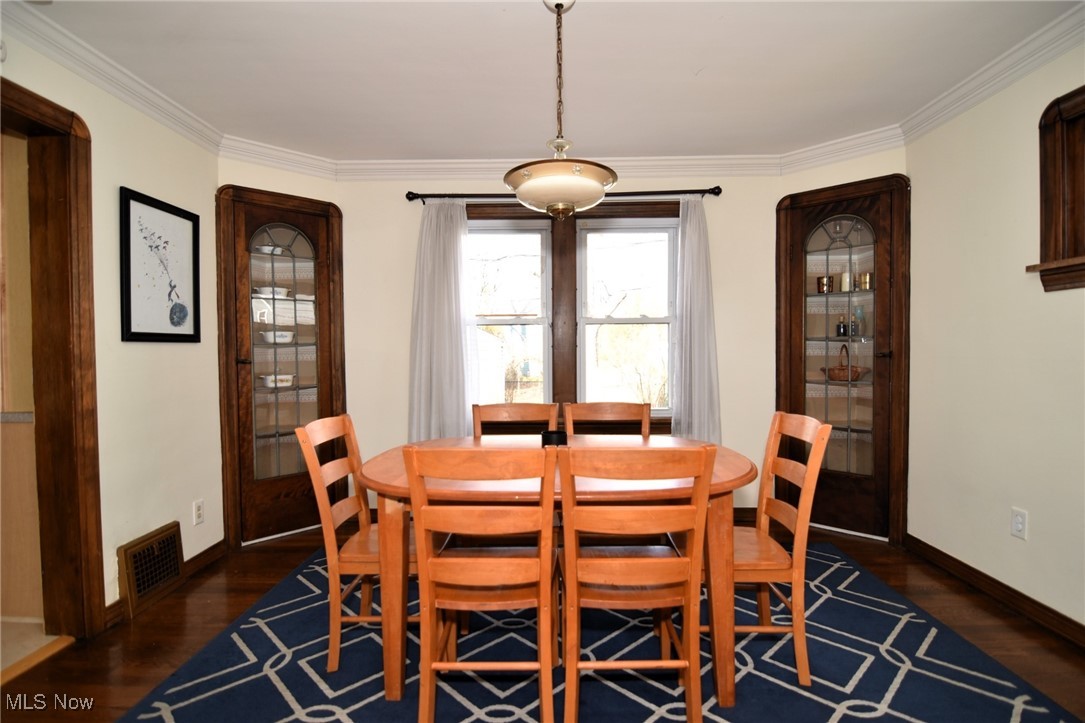 840 Beverly Road Cleveland Heights, OH 44121 - Photo 12 of 39