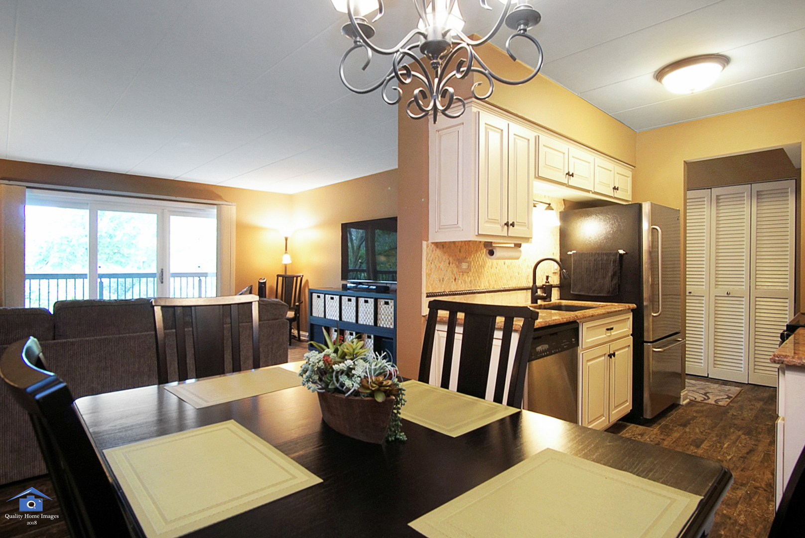 6443 Clarendon Hills Road, Unit 301C Willowbrook, IL 60527 - Photo 5 of 20