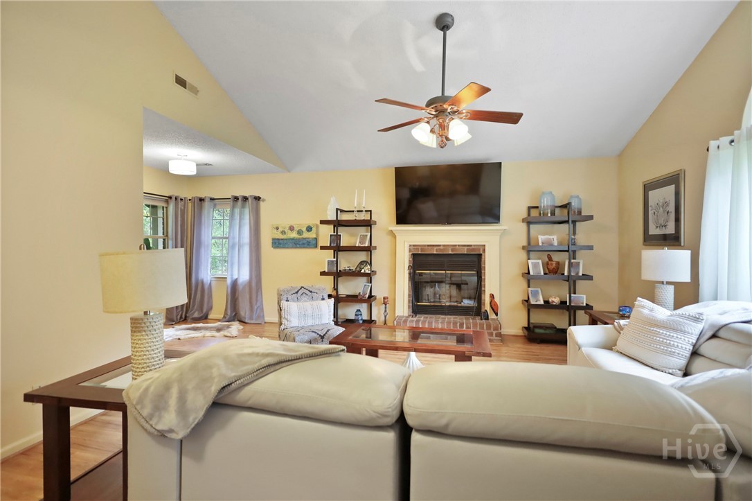 83 Pinewood Lane Allenhurst, GA 31301 - Photo 11 of 48 Gallery Image 11