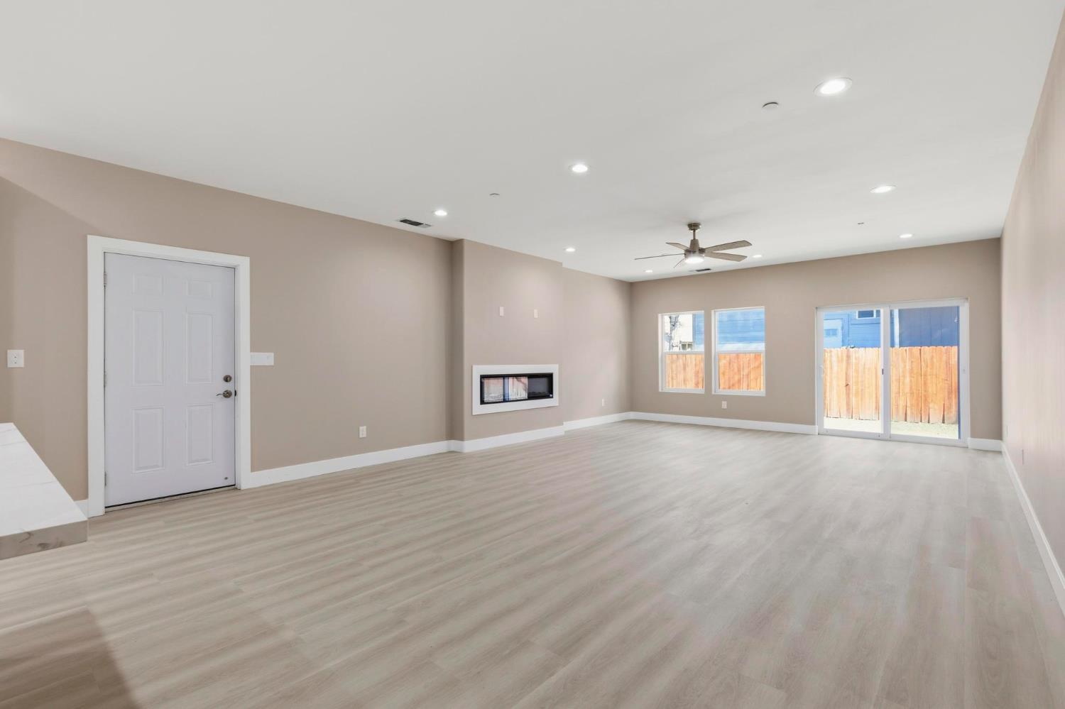 243 7th Street Colusa, CA 95932 - Photo 8 of 34