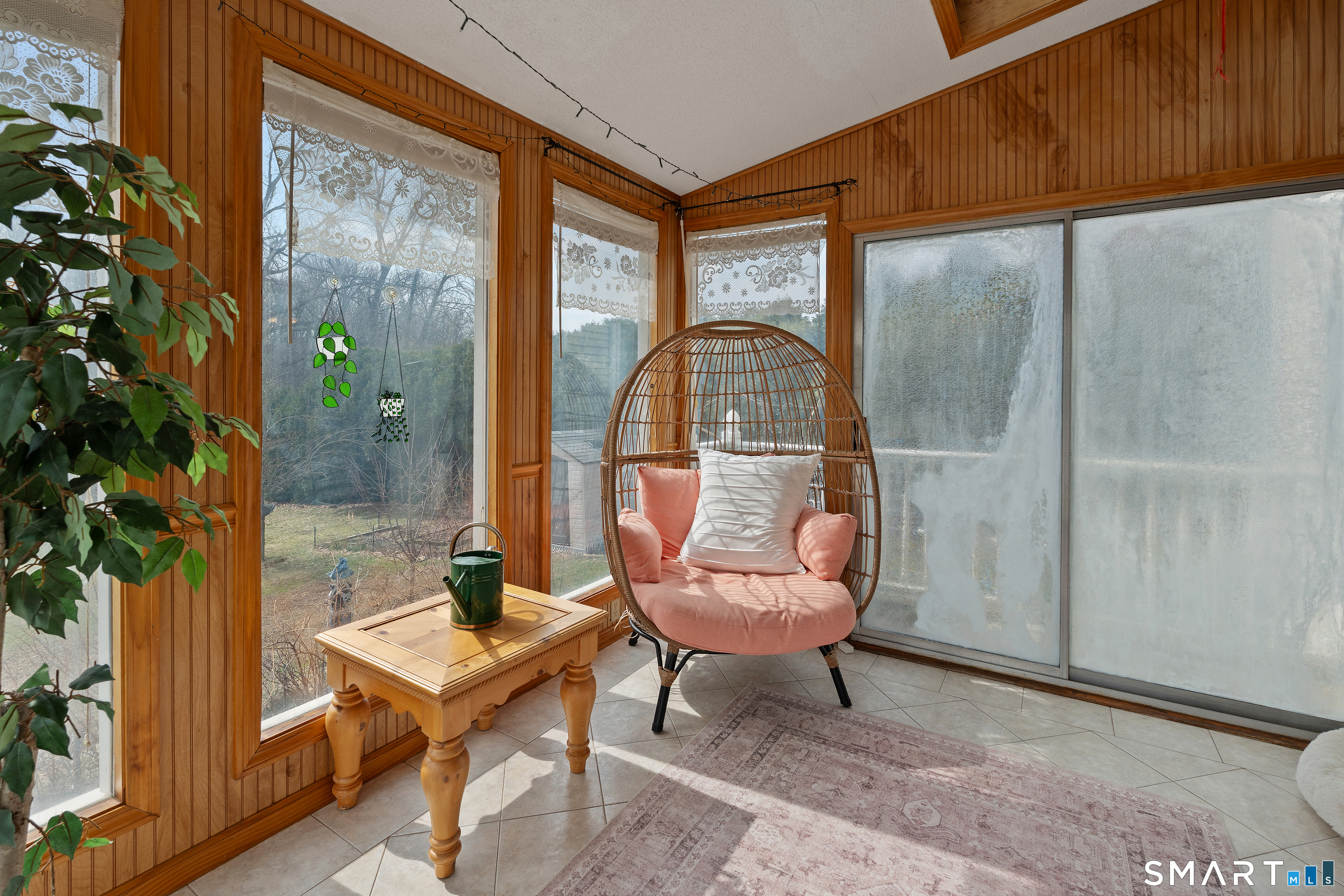 238 Two Rod Highway Wethersfield, CT 06109 - Photo 13 of 40